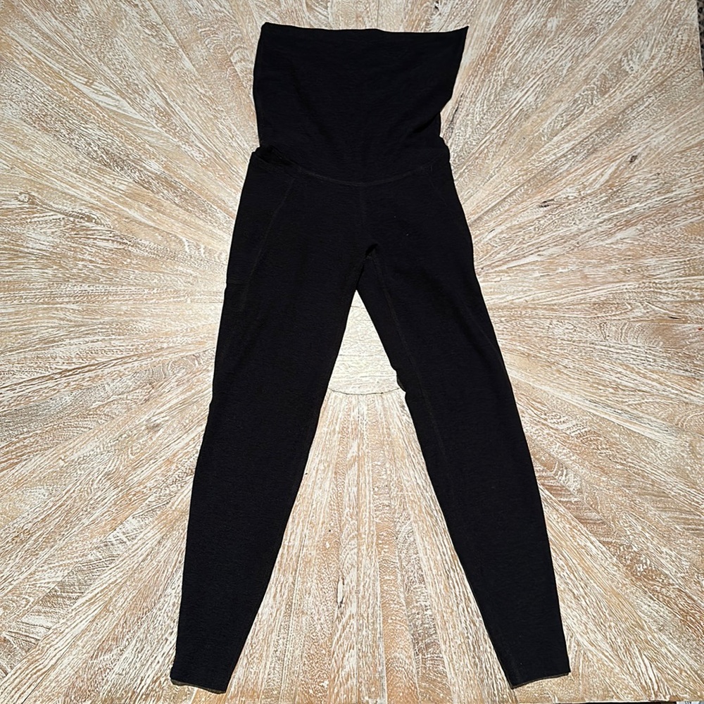 Beyond Yoga Beyond the Bump pocket maternity legging space dye black small